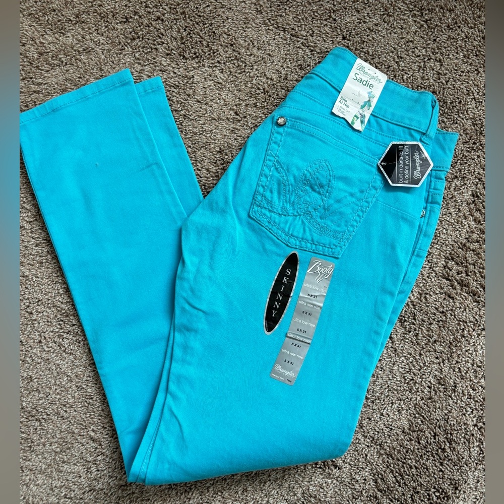Wrangler Bright Blue Skinny Jeans🩵
